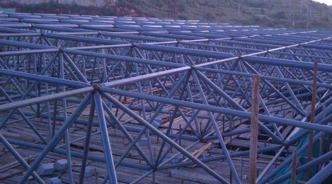 九龙坡概述网架加工中对钢材的质量的过细恳求
